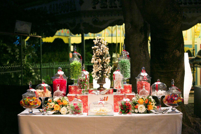 Perfect Lolly Buffet for Christmas at Perth Zoo for BHP by The Candy Buffet Company