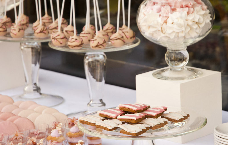 Cake Pops & Desserts - The Candy Buffet Company