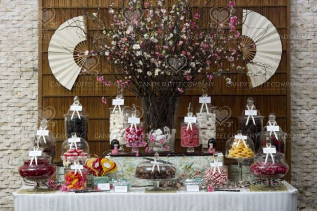 Japanese candy bar filled with kosher lollies by The Candy Buffet Company